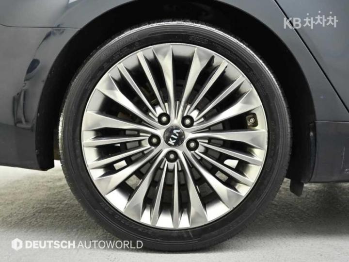 Kia K7 2.4 GDi Limited 6