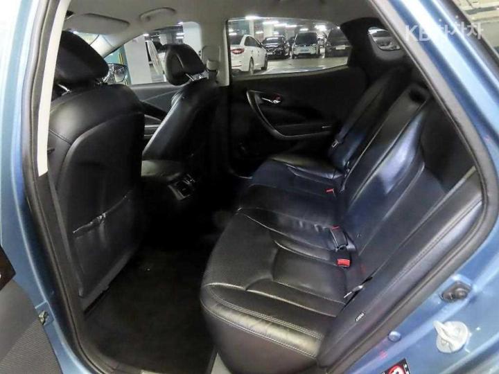 Hyundai Grandeur Hybrid Premium 8