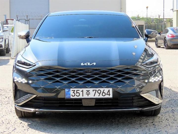 Kia K8 2.5 Gasoline Noblesse