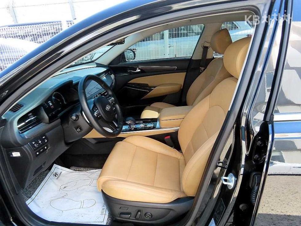 2020 - kia k7