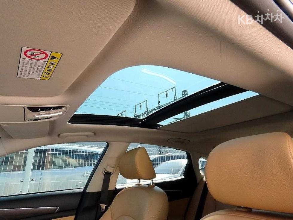 2020 - kia k7