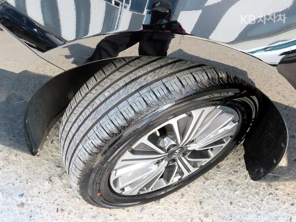 2020 - kia k7