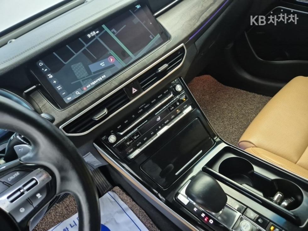 2020 - kia k7