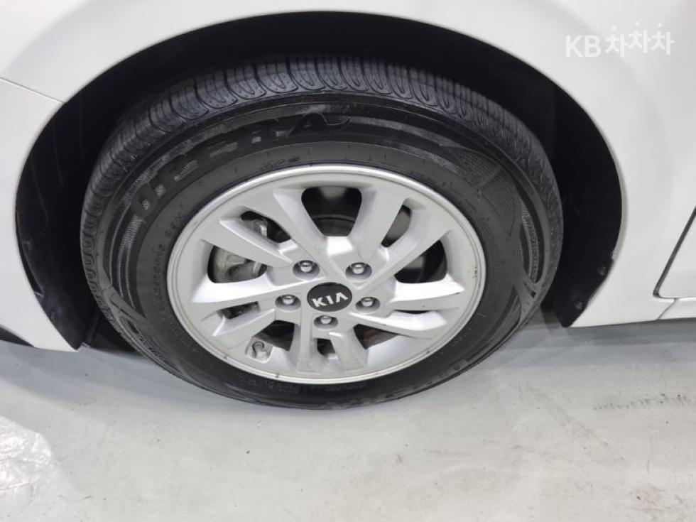 2020 - kia k3