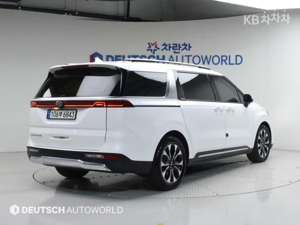 2021 - kia carnival
