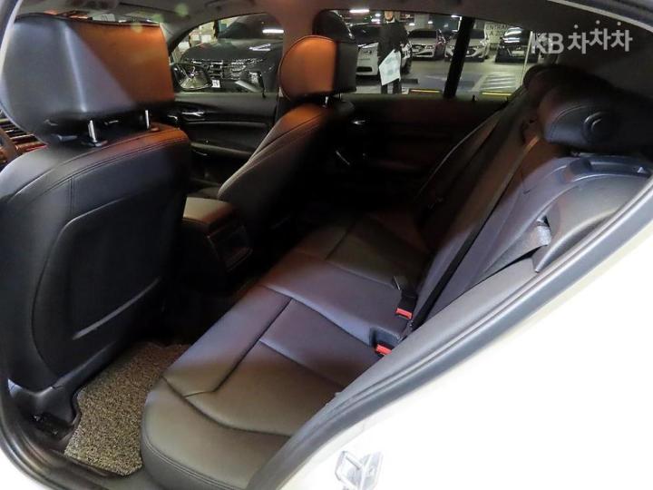 BMW 1 Series New 118d Sport Base Type 8