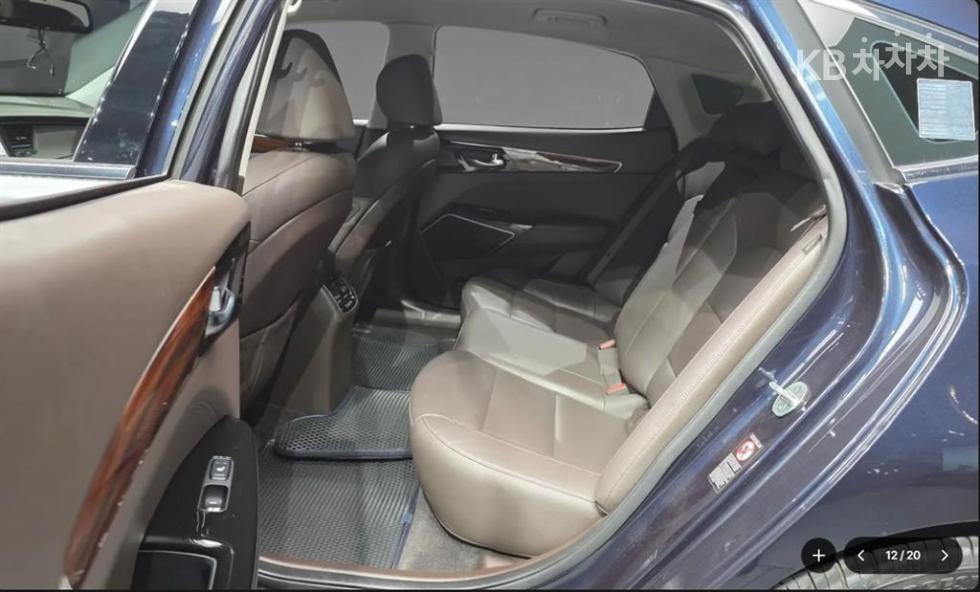 2017 - kia k7