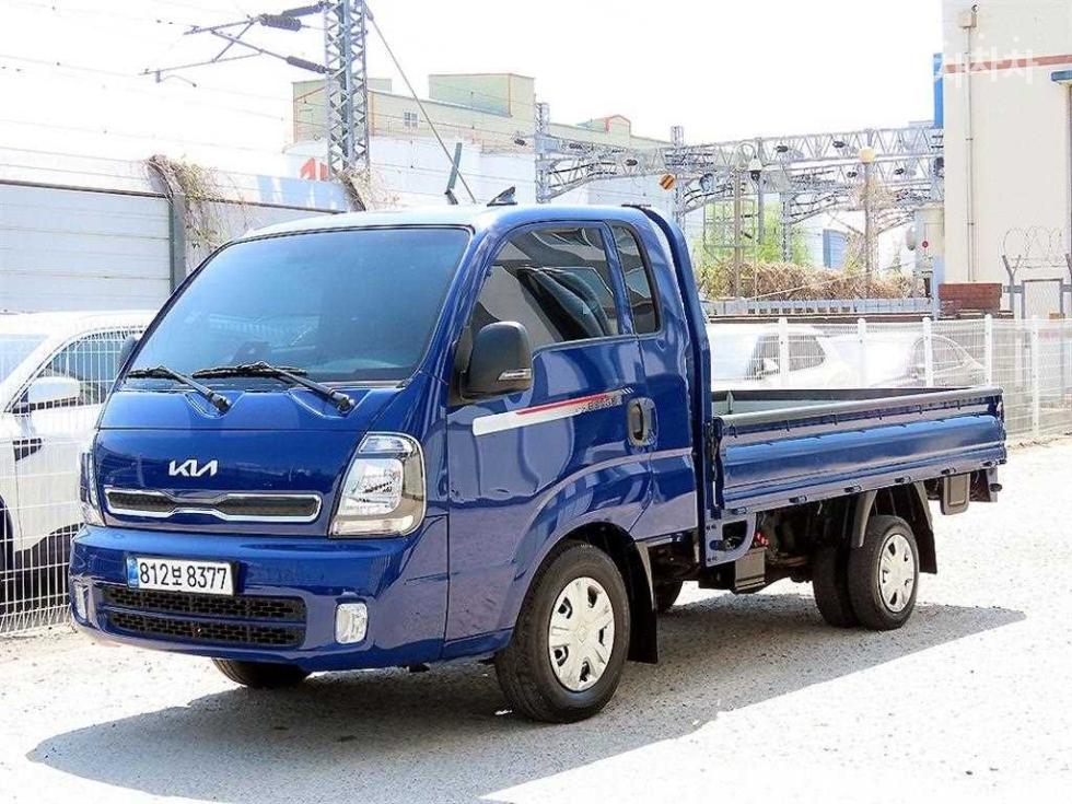 2024 - kia bongo iii