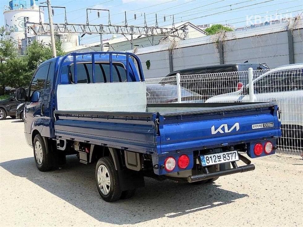 2024 - kia bongo iii