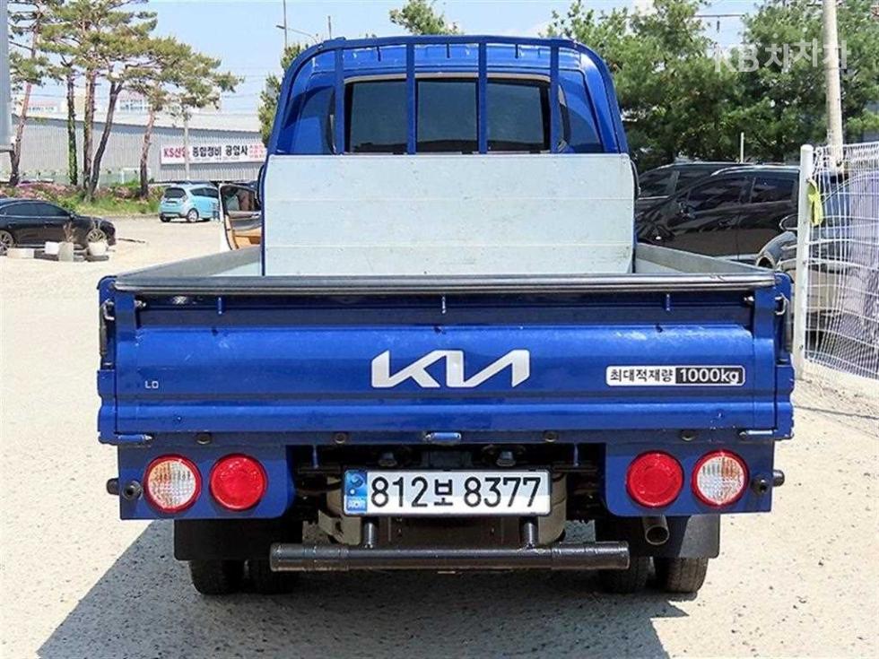 2024 - kia bongo iii