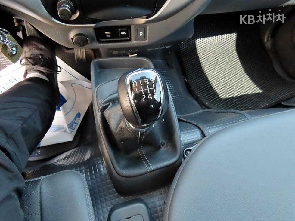 2024 - kia bongo iii