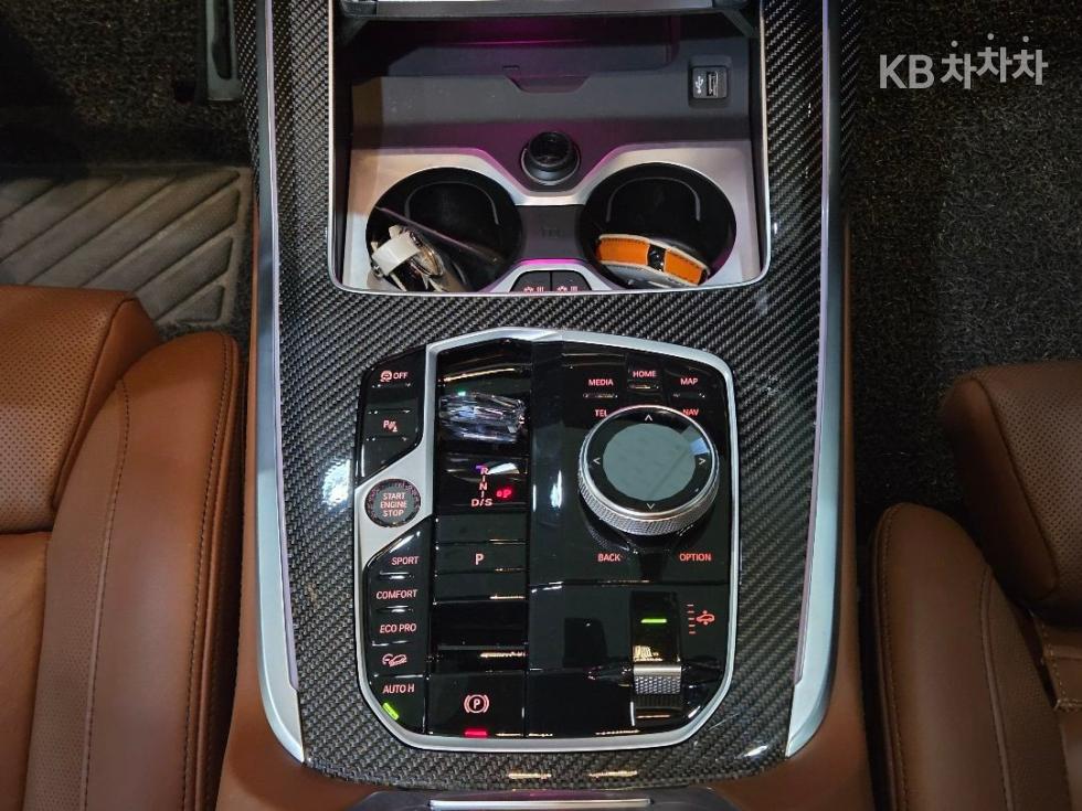 BMW X7 — miniaturë 14