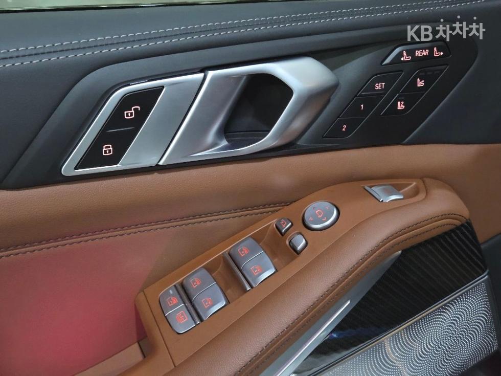 BMW X7 — miniaturë 16