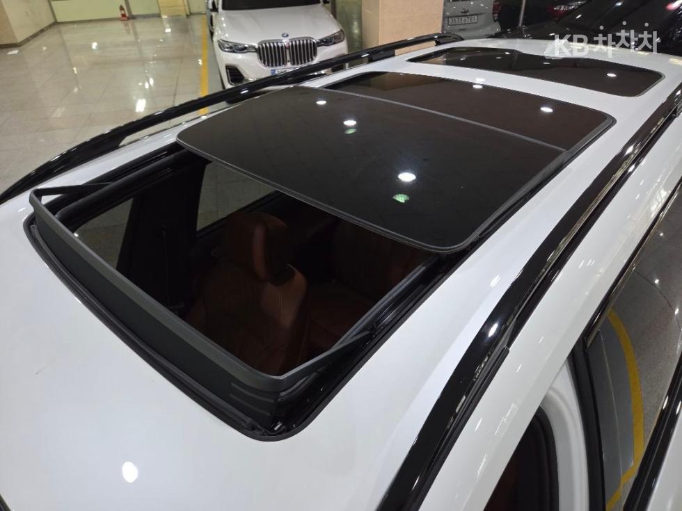 BMW X7 — miniaturë 21