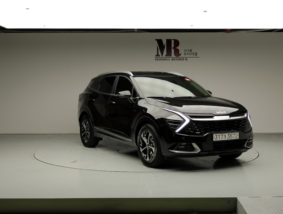 2023 - kia sportage