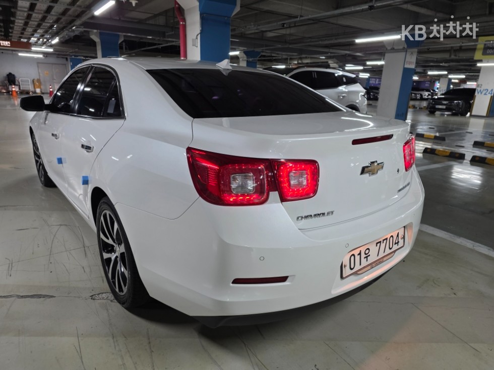 Chevrolet Malibu — miniaturë 4