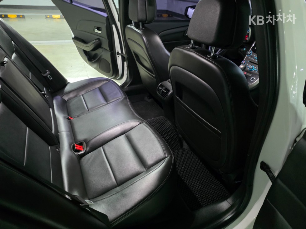 Chevrolet Malibu — miniaturë 15