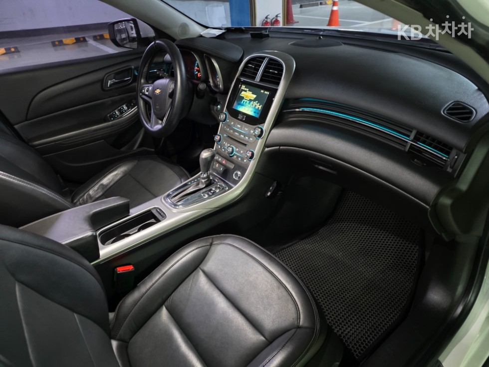Chevrolet Malibu — miniaturë 19