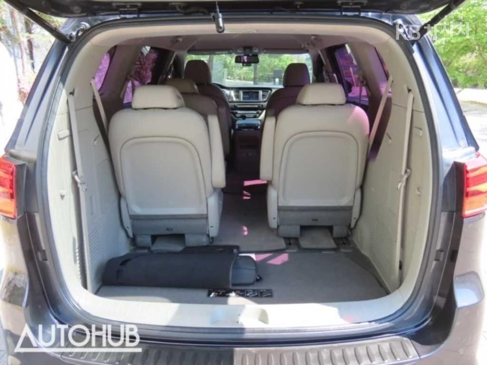 2019 - kia carnival