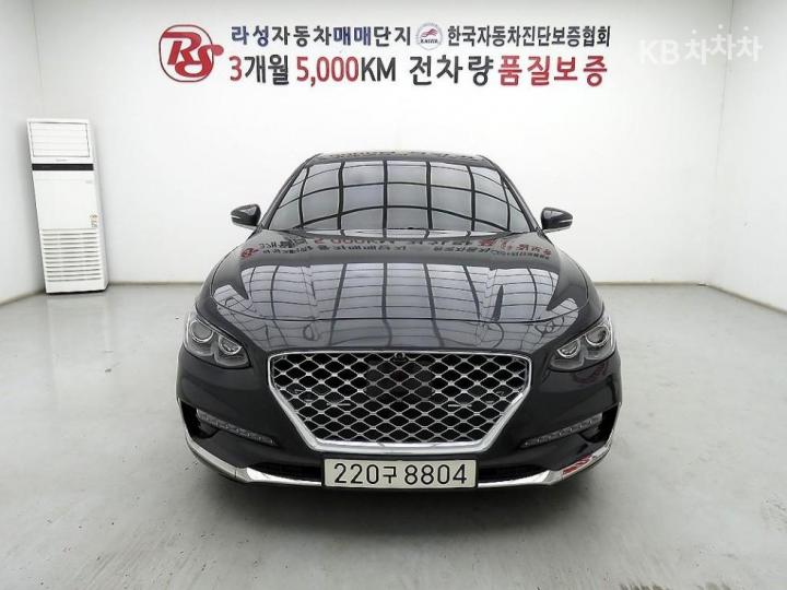 Hyundai Grandeur 렌터카 3.0 LPi 모던 — foto 1