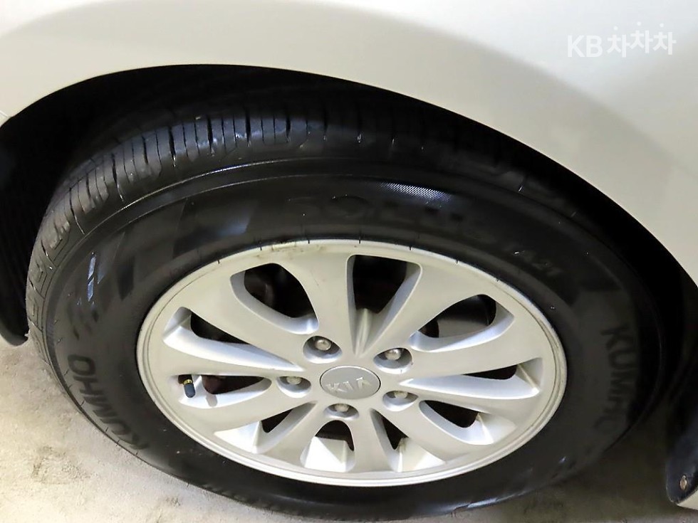 2014 - kia k3