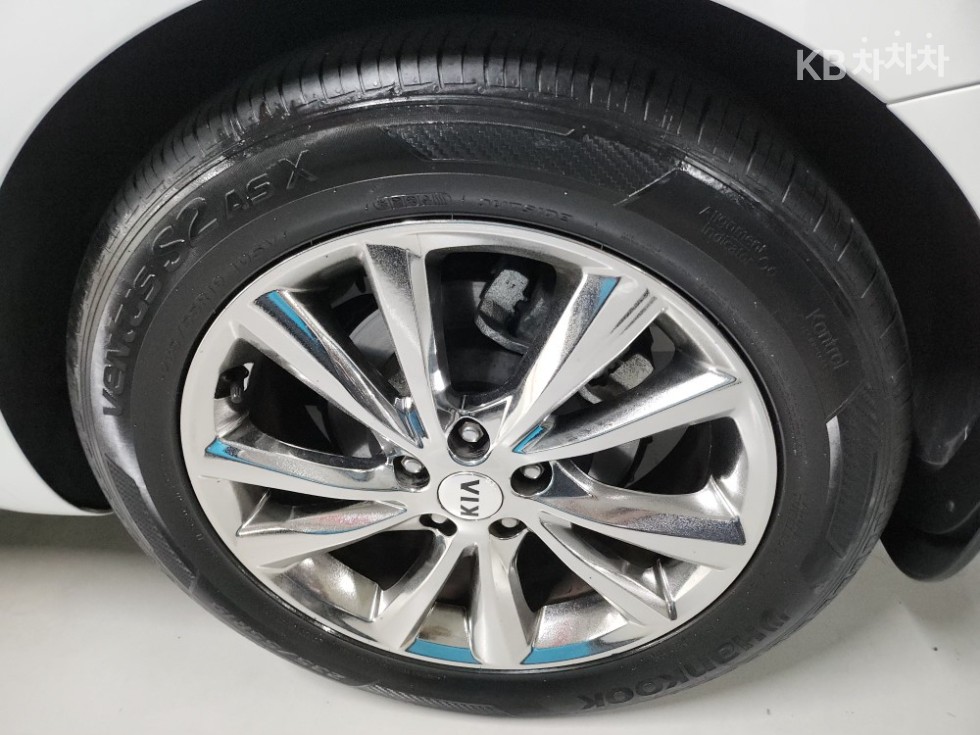 2019 - kia carnival