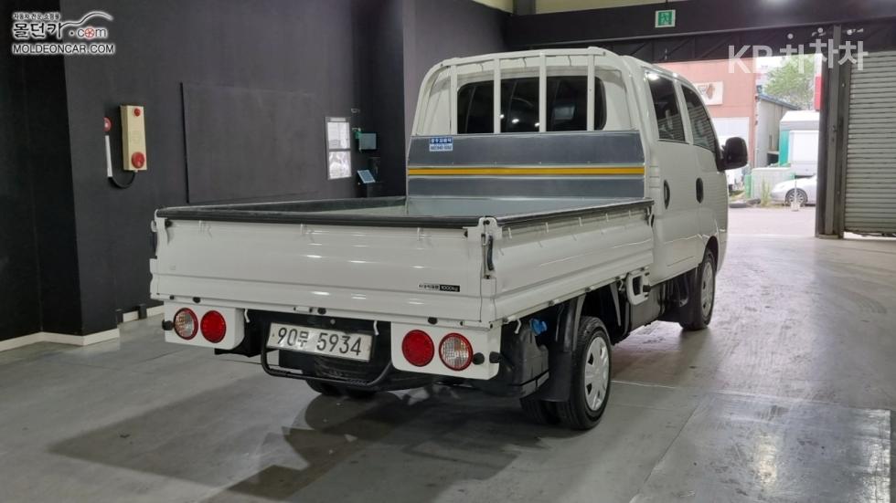 2022 - kia bongo iii