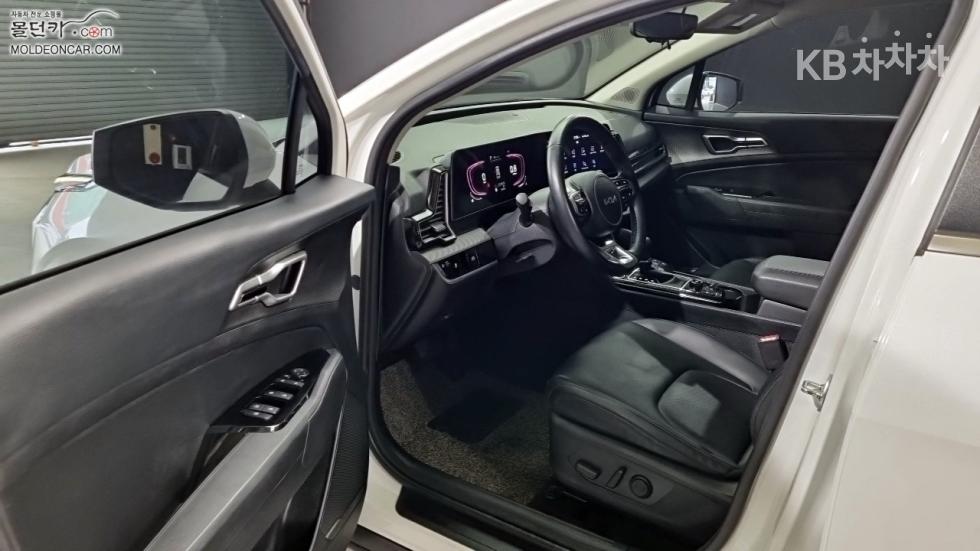 2024 - kia sportage