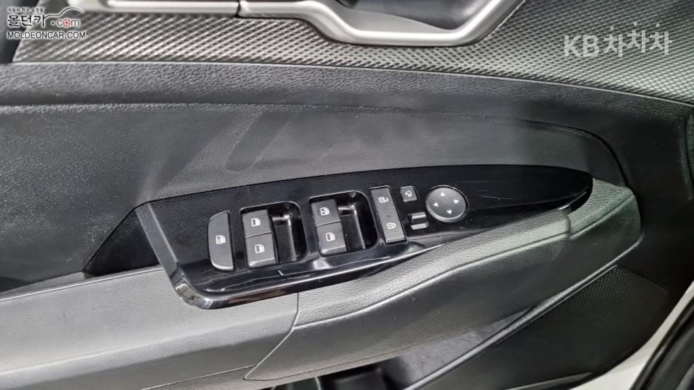 2024 - kia sportage