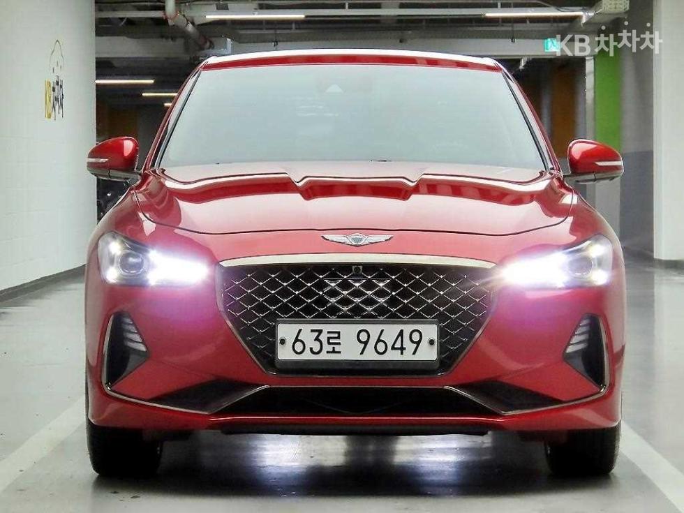 جينيسيس G70
