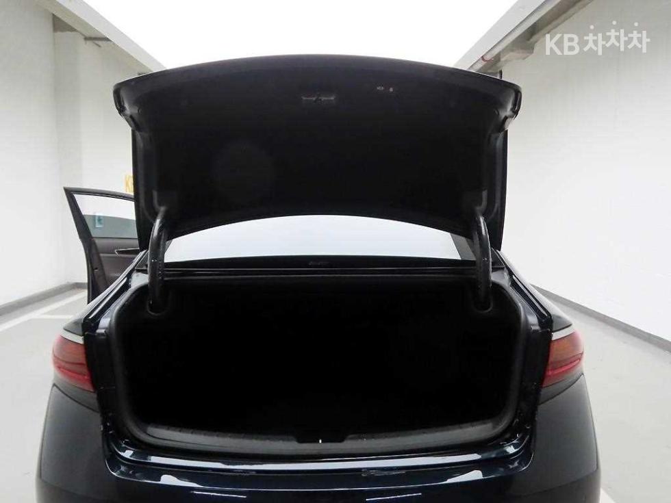 2018 - kia k7