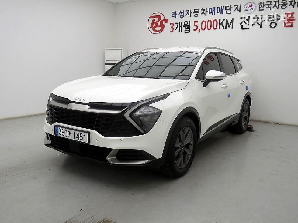 2022 - kia sportage