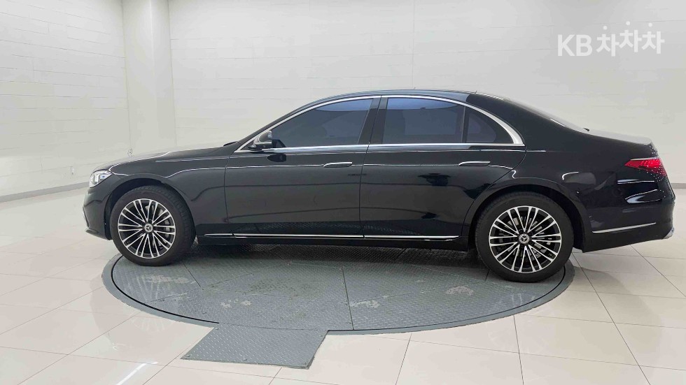 Mercedes-Benz S-klasse — miniaturë 2