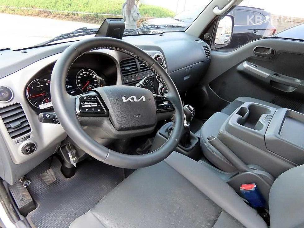 2025 - kia bongo iii