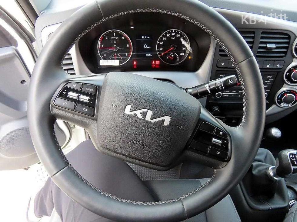 2025 - kia bongo iii