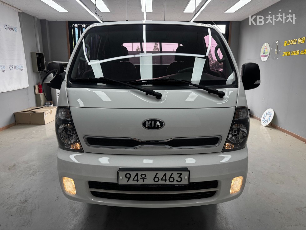 2017 - kia bongo iii