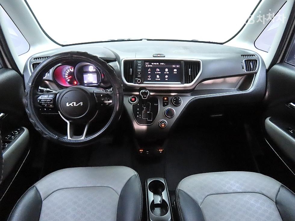 2022 - kia ray