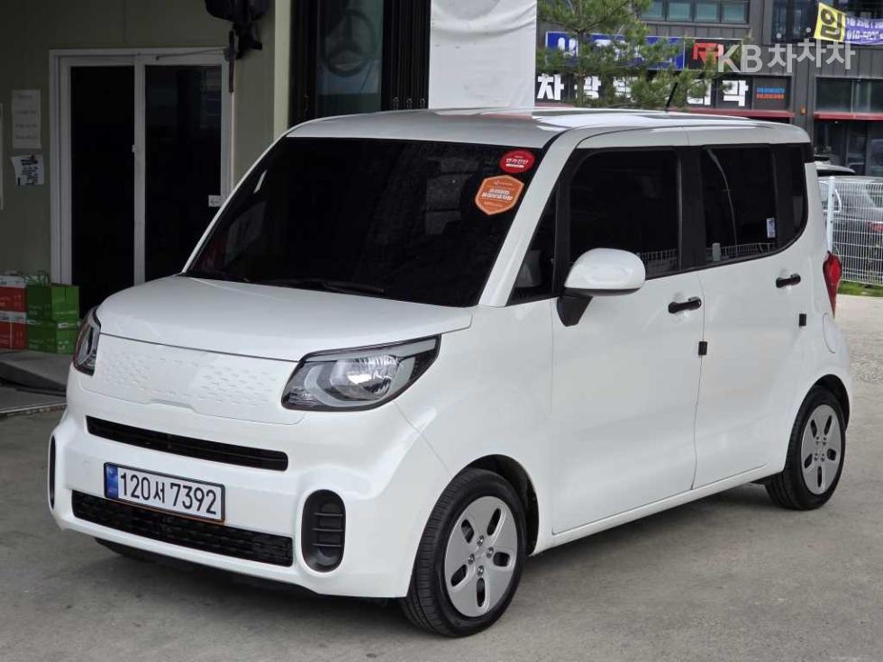 2022 - kia ray