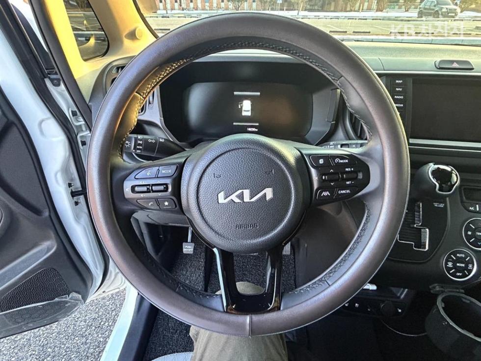 2024 - kia kia
