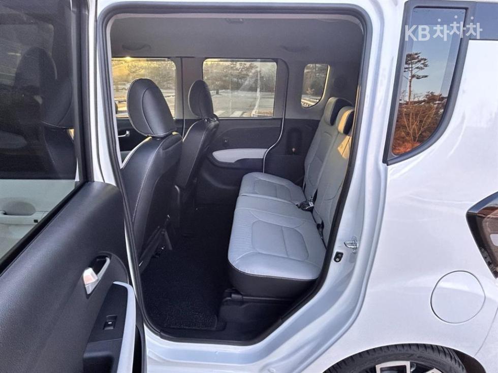 2024 - kia kia