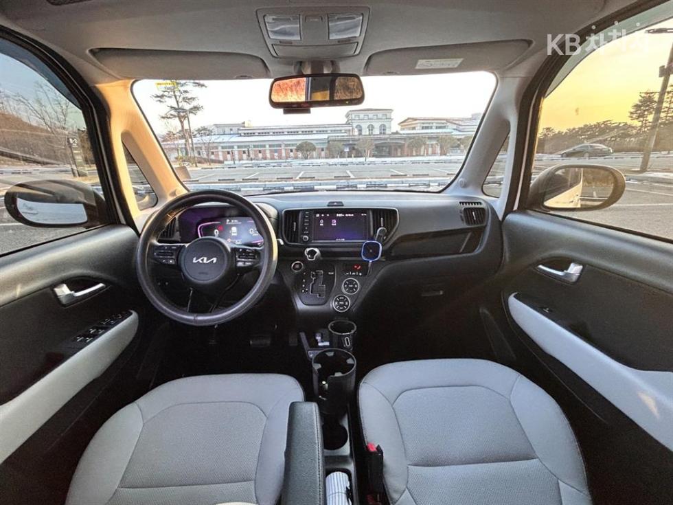 2024 - kia kia