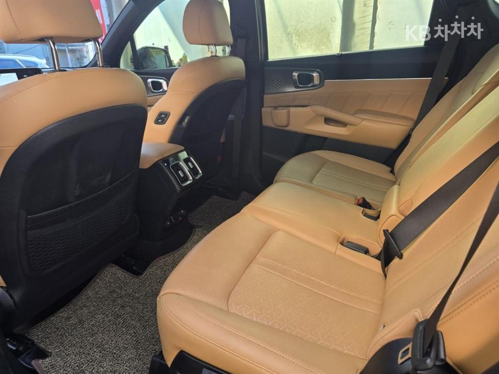 2022 - kia sorento