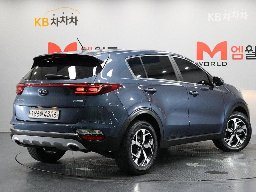 2020 - kia sportage