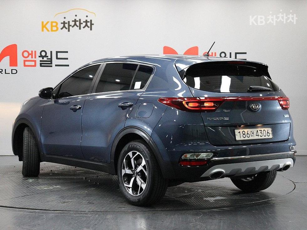 2020 - kia sportage