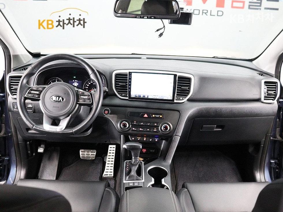2020 - kia sportage