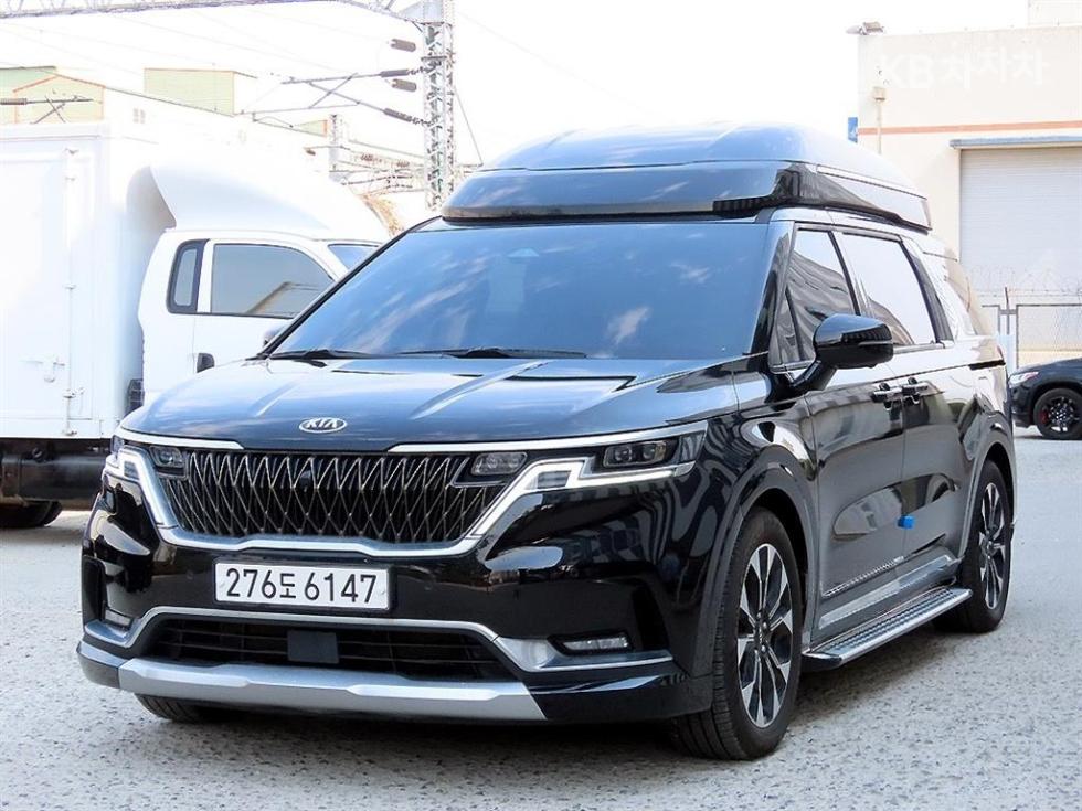 2021 - kia carnival