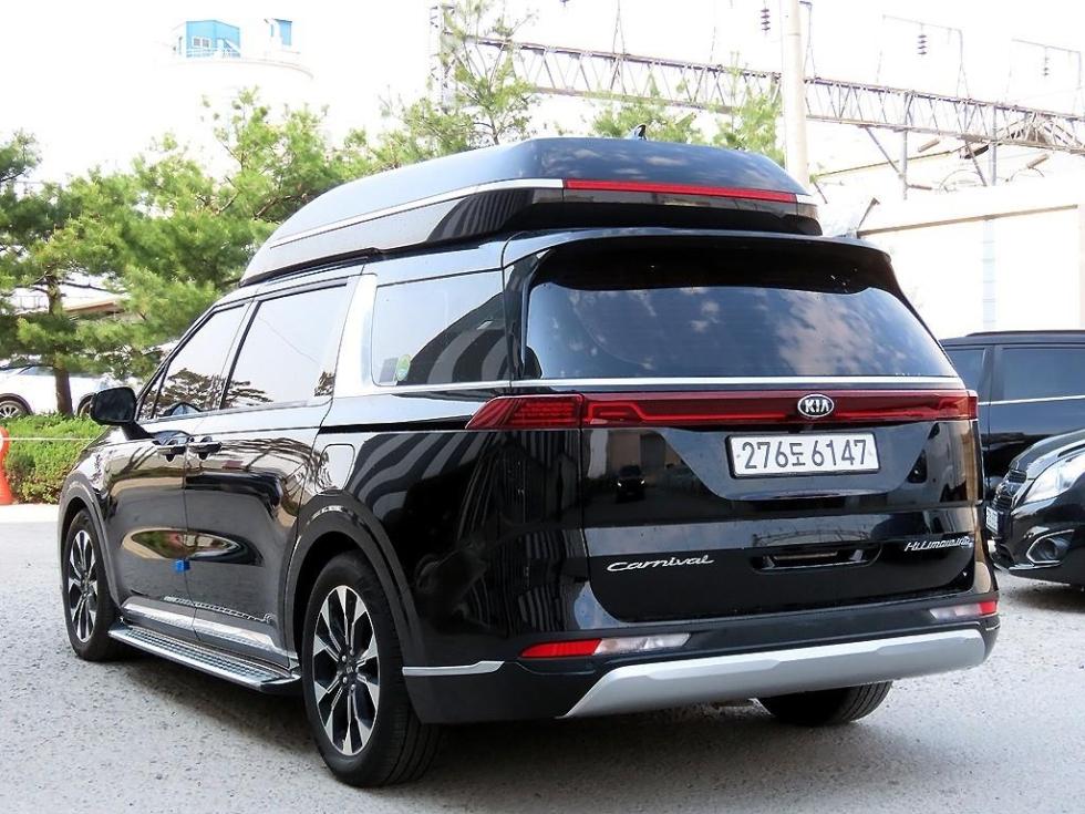 2021 - kia carnival