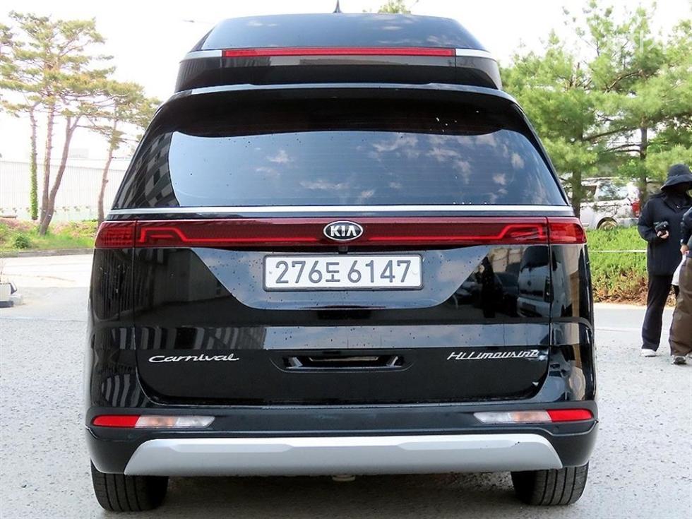 2021 - kia carnival