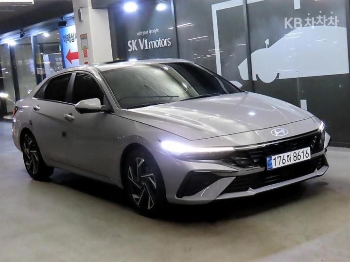 Hyundai Avante CN7 1.6 Gasoline Inspiration 2