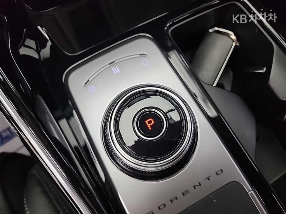 2022 - kia sorento